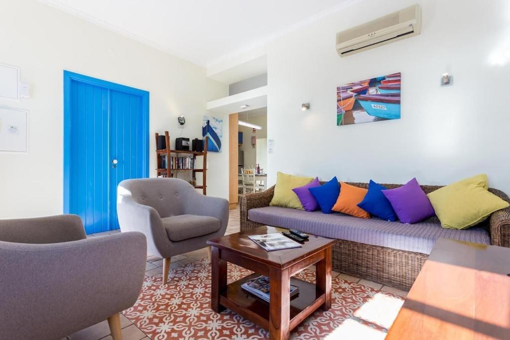 Refurbished Beachfront House, Pool, Ac, Wifi, Albufeira, Sea View Экстерьер фото
