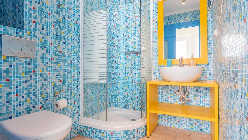 Refurbished Beachfront House, Pool, Ac, Wifi, Albufeira, Sea View Экстерьер фото